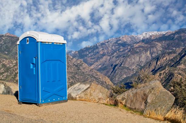 Best Portable restroom trailer rental  in Glencoe, MN